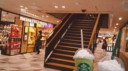 スターバックスコーヒー 東京駅八重洲北口 東京ギフトパレット店 東京都千代田区丸の内 カフェ Yahoo ロコ