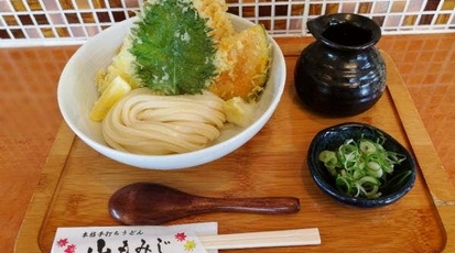 山もみじ 熊本県熊本市北区植木町鈴麦 うどん Yahoo ロコ