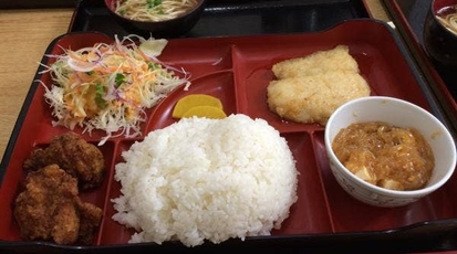 うるま食堂 沖縄県豊見城市字名嘉地 定食屋 Yahoo ロコ