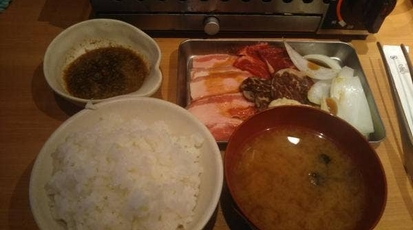 肉のまんぷく苑 蒲田西口店 東京都大田区西蒲田 焼肉 テイクアウト Yahoo ロコ