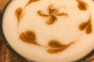 エクセルシオール カフェ カフェ 心斎橋店 大阪府大阪市中央区心斎橋筋 カフェ Yahoo ロコ