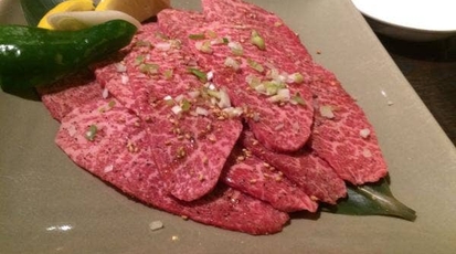 炭火焼肉 新世館 双葉店 山梨県甲斐市龍地 ホルモン Yahoo ロコ