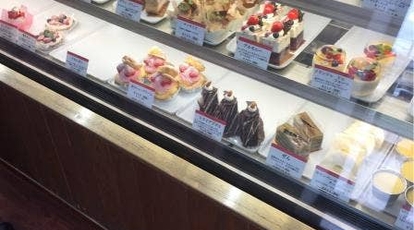 パティスリー ピラミッド 京都府向日市鶏冠井町 ケーキ屋 お土産 Yahoo ロコ