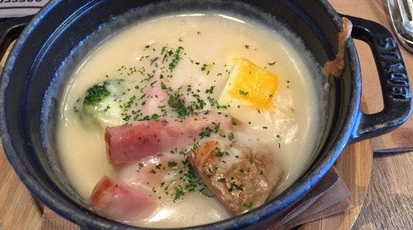 Yr Cafe By恵比寿楽園テーブル 愛知県犬山市大字犬山 カフェ Yahoo ロコ