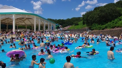 こどもの国屋外プール 神奈川県横浜市青葉区奈良町 市営 公営プール Yahoo ロコ