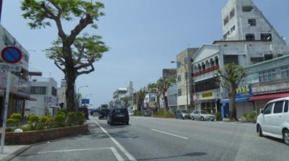 空港通り ゲート通り 沖縄県沖縄市中央 Yahoo ロコ