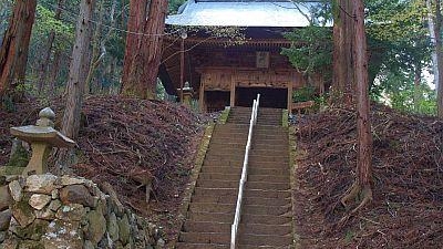 栗尾山満願寺つつじ公園 長野県安曇野市穂高牧 Yahoo ロコ