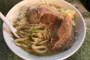 ラーメン二郎 新宿小滝橋通り店 東京都新宿区西新宿 Yahoo ロコ