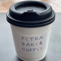 PETRA BAKE&COFFEEの写真