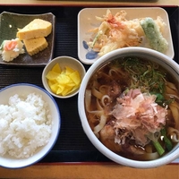 吉田麺業 千音寺店の写真