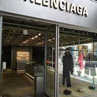 BALENCIAGA 神戸大丸(兵庫県神戸市中央区明石町/アパレル) - Yahoo!ロコ