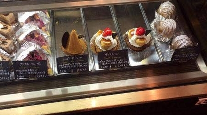 パティスリー リヨン 十番丁店 和歌山県和歌山市十番丁 ケーキ Yahoo ロコ