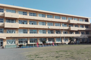 海老名市立社家小学校(神奈川県海老名市社家/小学校) Yahoo!ロコ