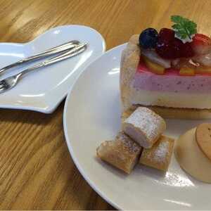 パティスリーケンケン 岐阜県岐阜市下尻毛 ケーキ Yahoo ロコ