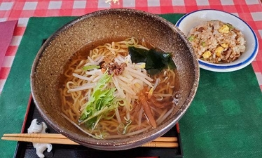 おやつの店 小さいみかんの木(東京都三鷹市下連雀/軽食・ホット