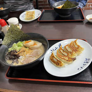 山小屋 早稲田店 東京都新宿区高田馬場 ラーメン 餃子 Yahoo ロコ