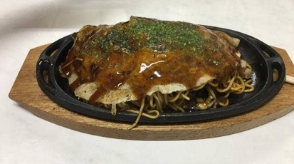お好み焼 しんちゃん>