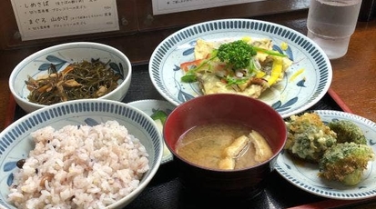 あわや食堂 東京都新宿区早稲田鶴巻町 定食屋 Yahoo ロコ