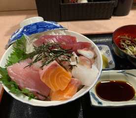 ごはん屋さかり 岩手県花巻市南諏訪町 定食 Yahoo ロコ