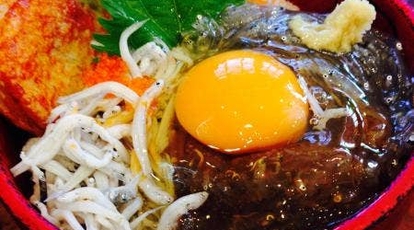 しらす市場 神奈川県小田原市早川 魚介 海鮮料理 丼もの しらす丼 Yahoo ロコ