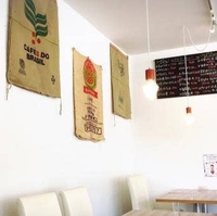 DELI &Cafe一汁三菜の写真