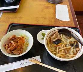 山田うどん食堂 引田店 東京都あきる野市引田 うどん Yahoo ロコ